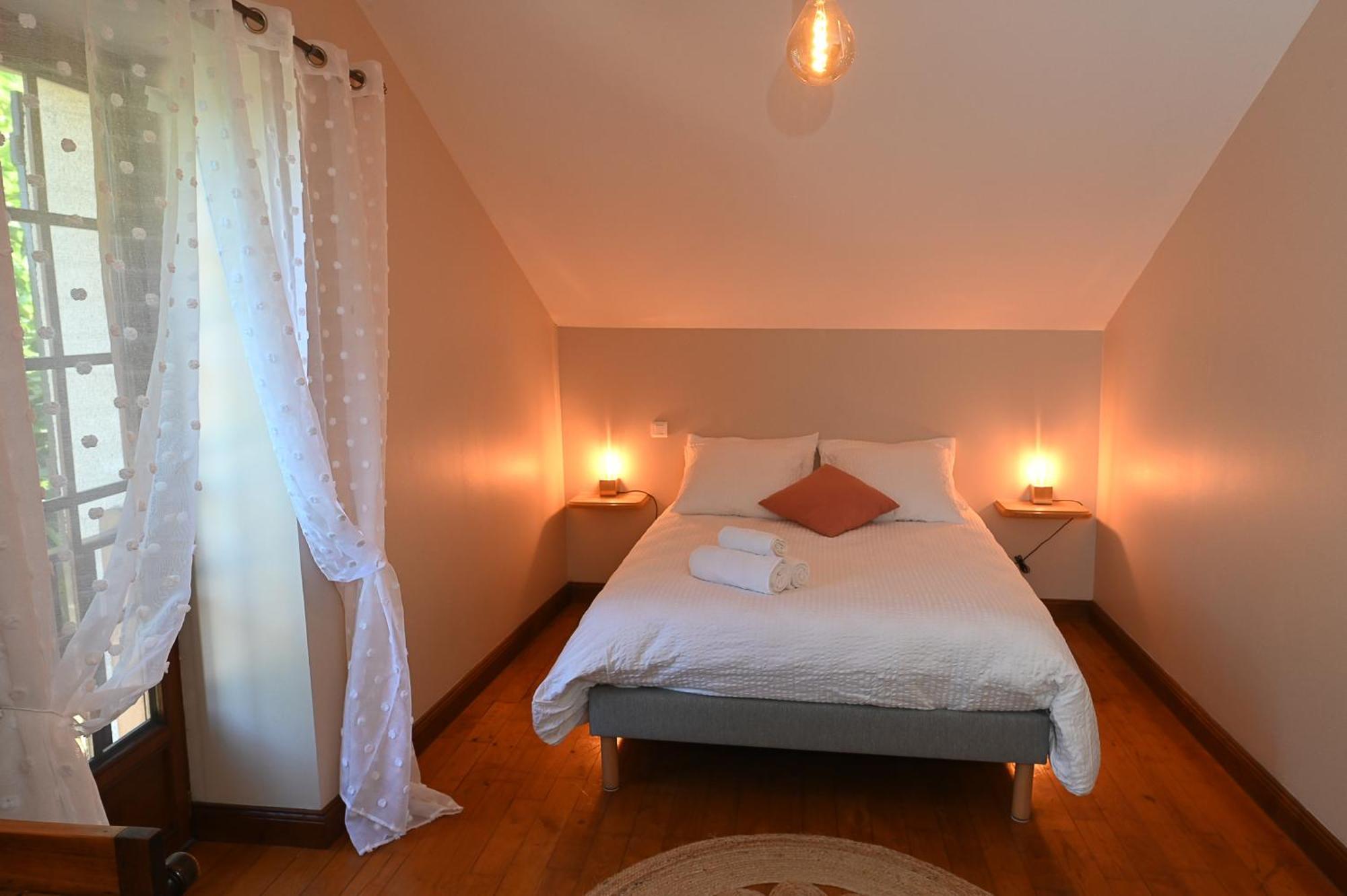 Gite Les Mareillauds - Piscine Salon Экстерьер фото